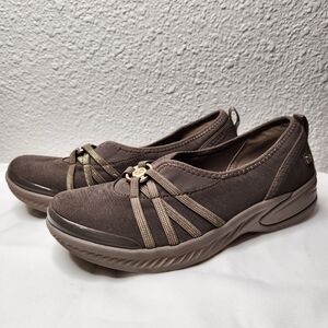 Bzees Brown Slip-On Flats With Gold Metal Accent Size 7.5